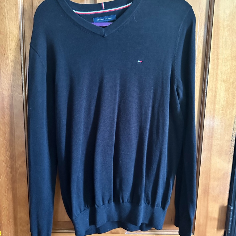Tommy Hilfiger Men's Classic Black V-Neck Sweater